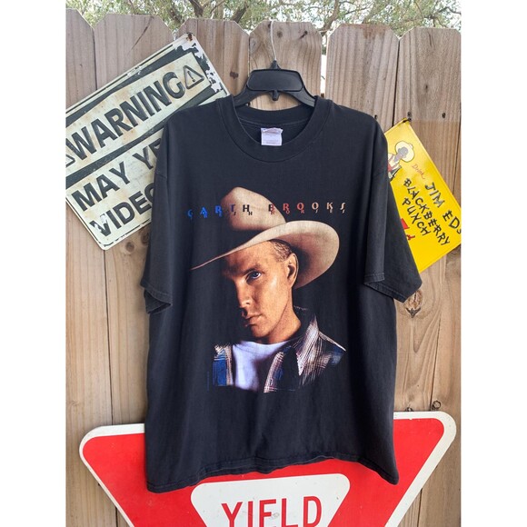 Vintage 90s Garth Brooks Country Music Concert tour Tshirt Size XL - Picture 1 of 8